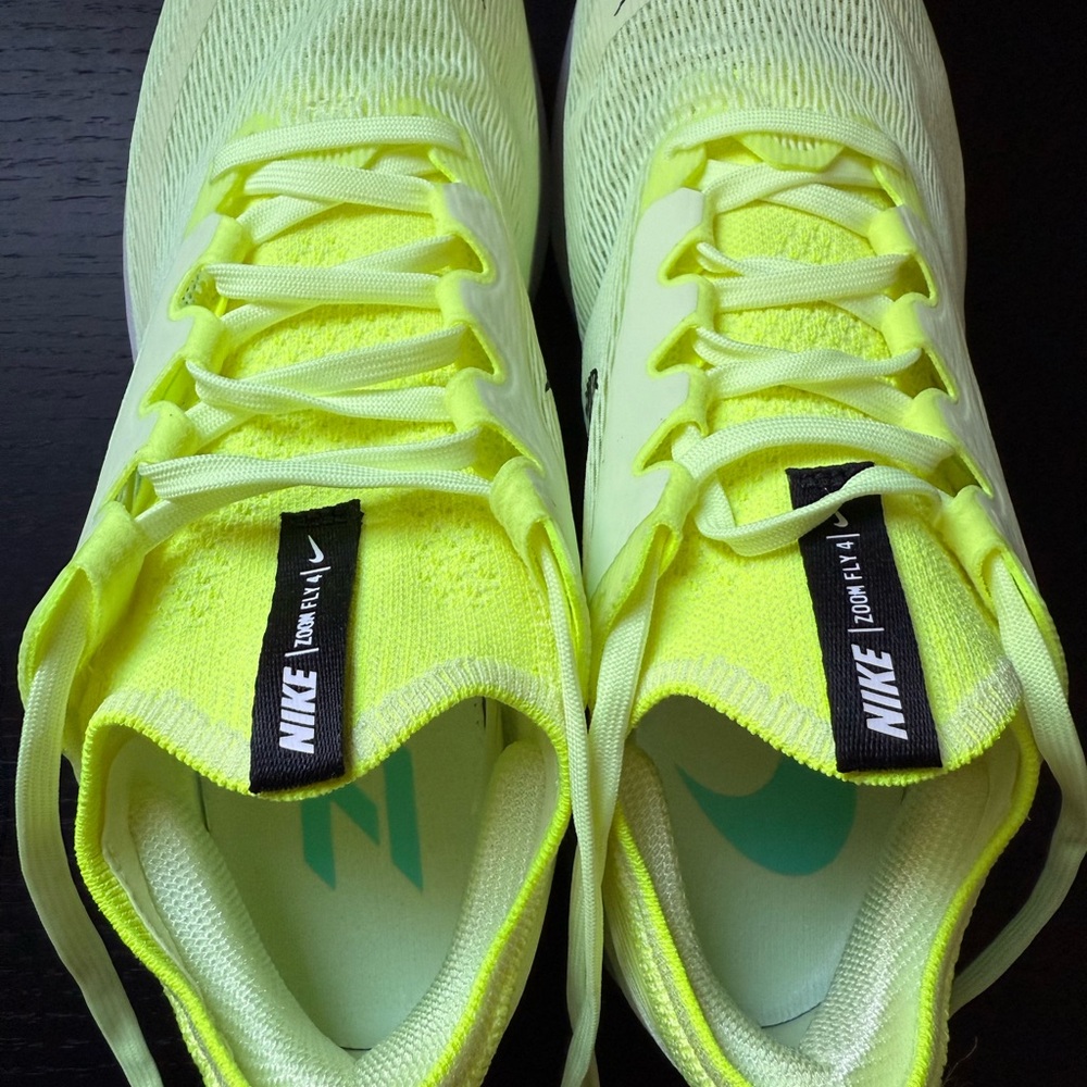 Women’s Nike Zoom Fly 4 size 7.5